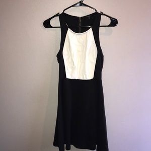 Monteau dress size small